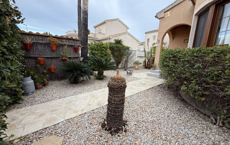 Sale - Villa - Benijófar - 