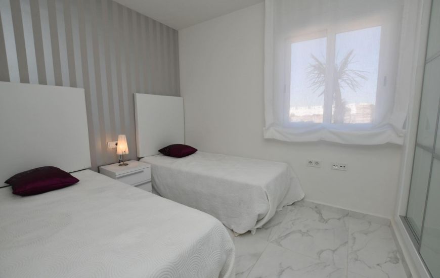 New Build -  - San Miguel de Salinas - 