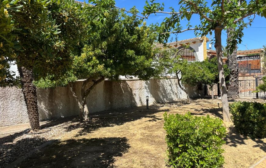 Sale - Country Property - Sax