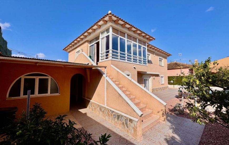 Sale - Villa - Benferri