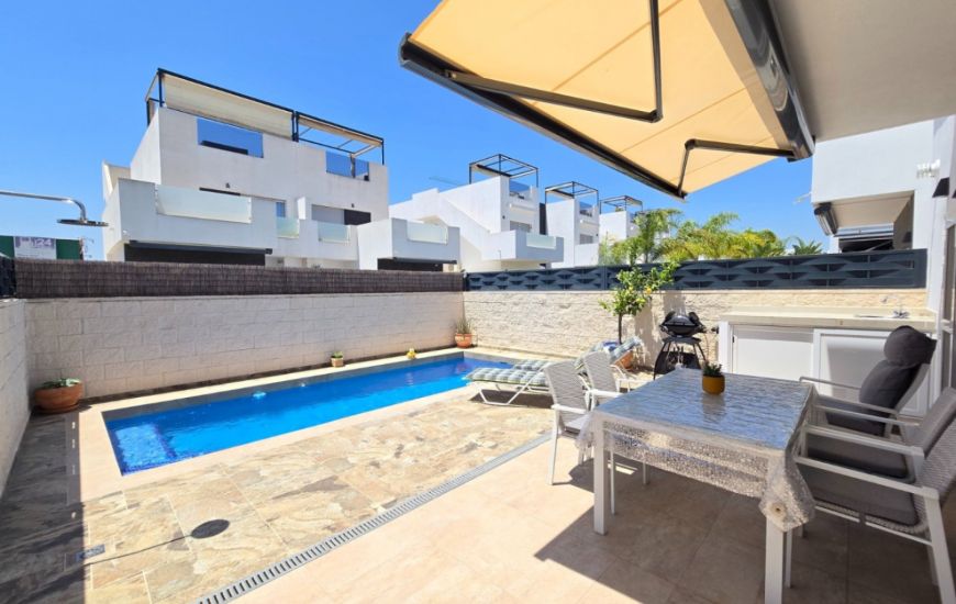 Sale - Villa - Ciudad Quesada