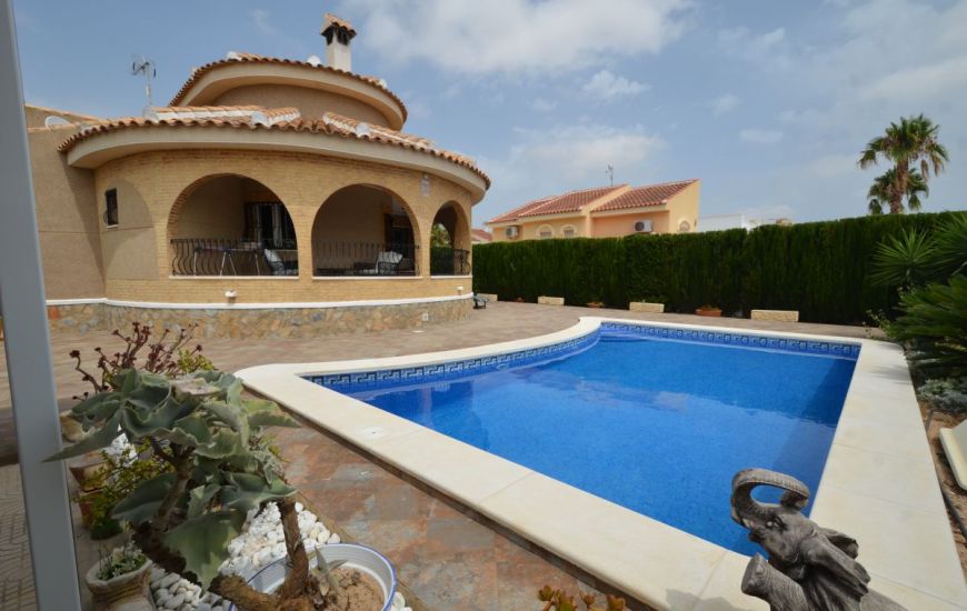 Sale - Villa - Benijófar - 