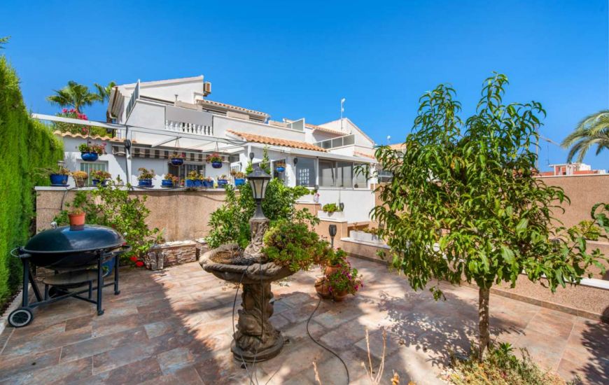 Sale - Villa - Punta Prima