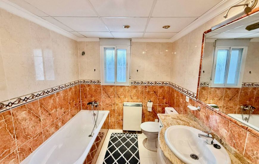 Sale - Villa - Benferri