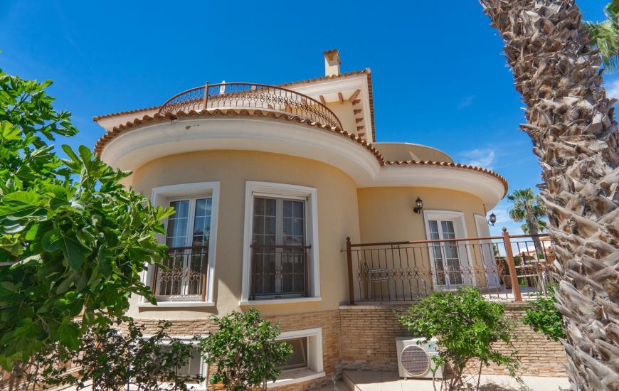 Sale - Villa - Ciudad Quesada