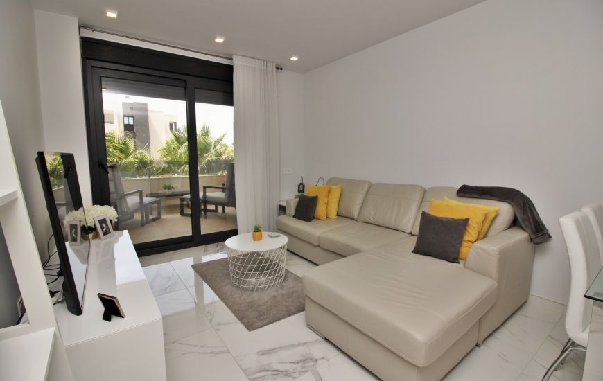 Sale - Apartments - Villamartin