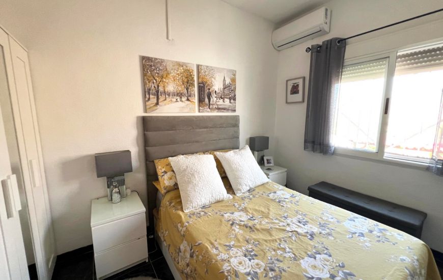 Sale - Villa - Hondon de los Frailes