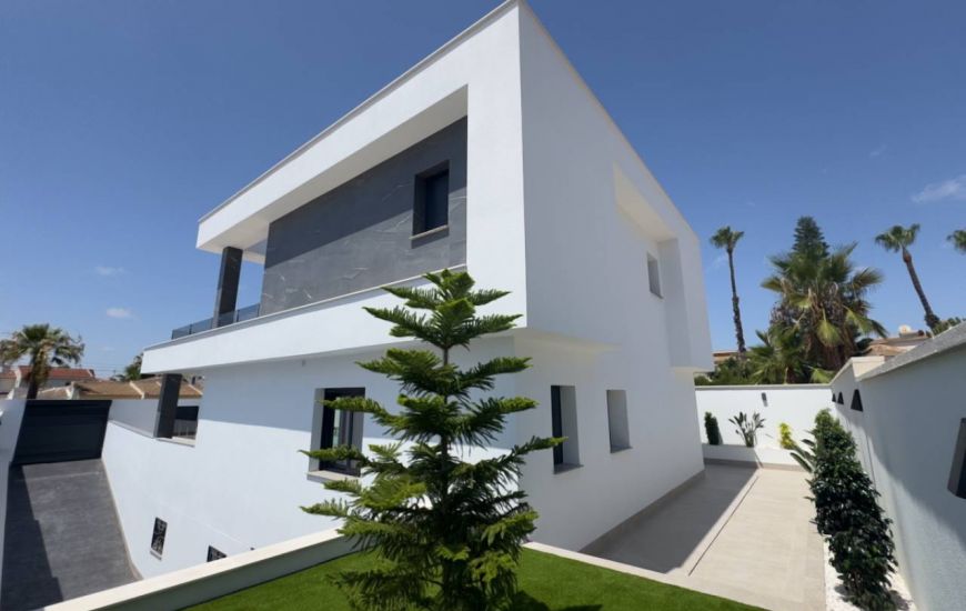 Sale - Villa - Ciudad Quesada