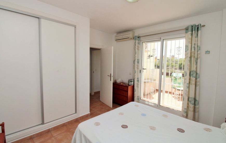 Sale - Rijtjeshuis - Villamartin