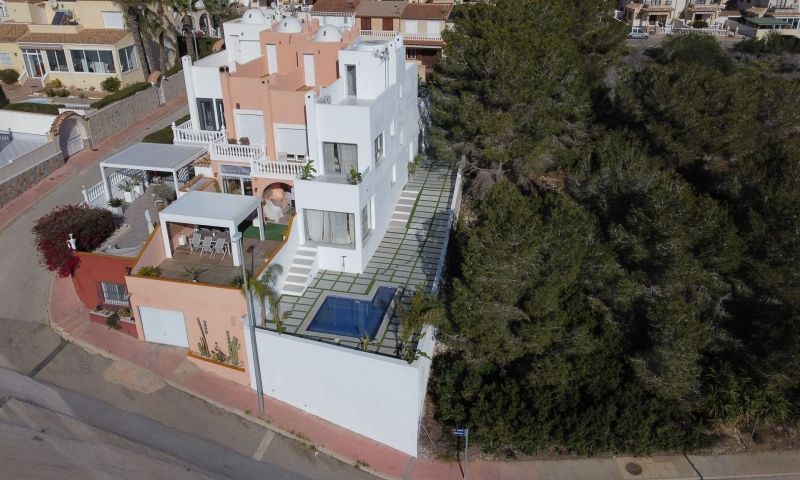 Sale - Villa - Orihuela Costa