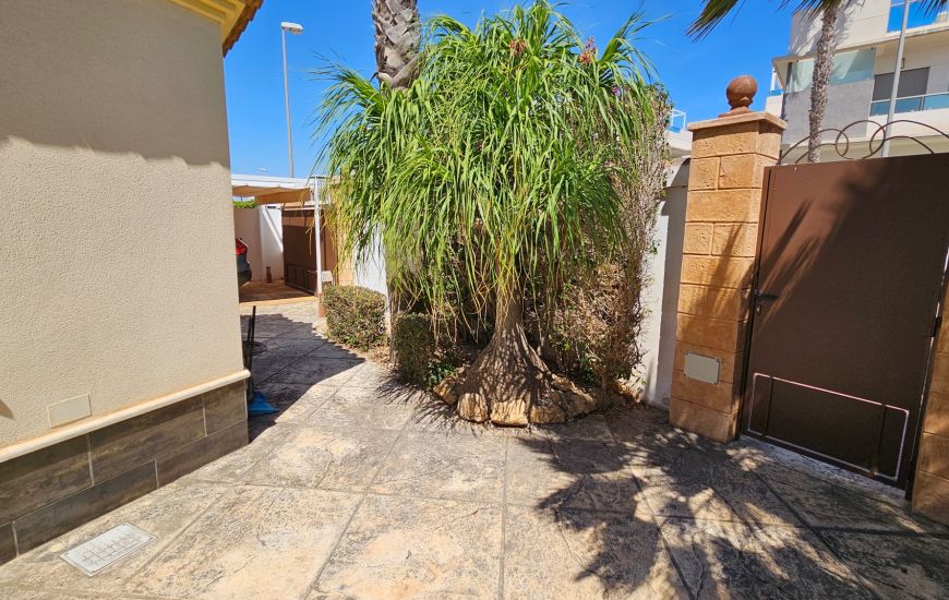 Sale - Villa - Ciudad Quesada