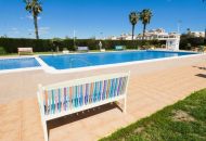Sale - Link-Detached Villa - Torrevieja