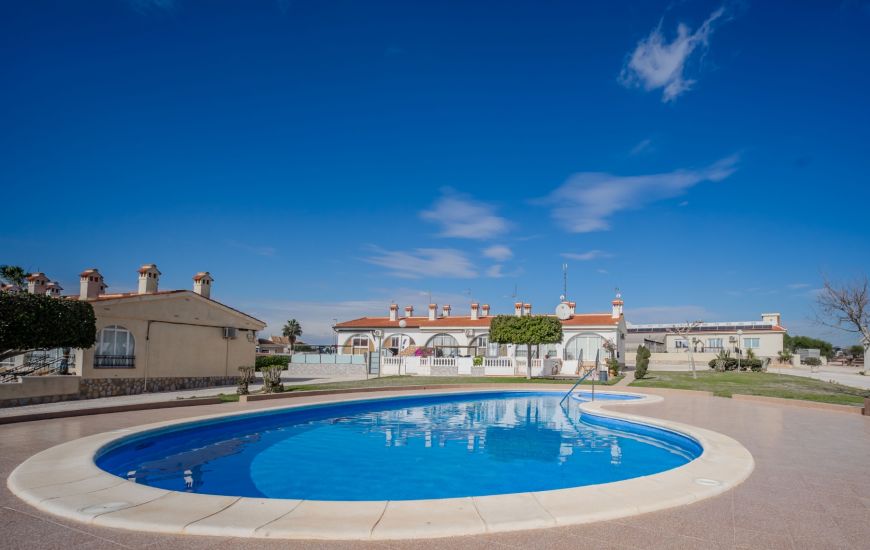 Sale - Bungalow - Ciudad Quesada