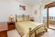 Sale - Villa - Los Altos