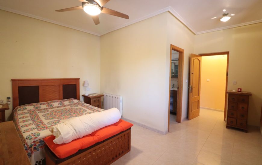 Sale - Finca - Catral