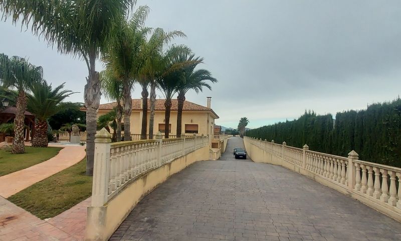Sale - Villa - Hondón de las Nieves