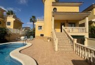 Sale - Villa - Villamartin