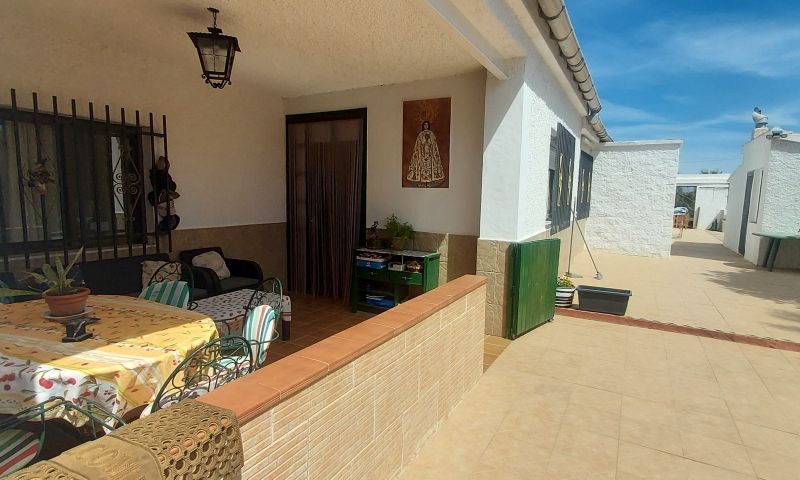 Venta - Villa - Hondón de las Nieves
