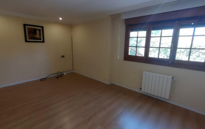 Venta - Casa Rural - Petrer