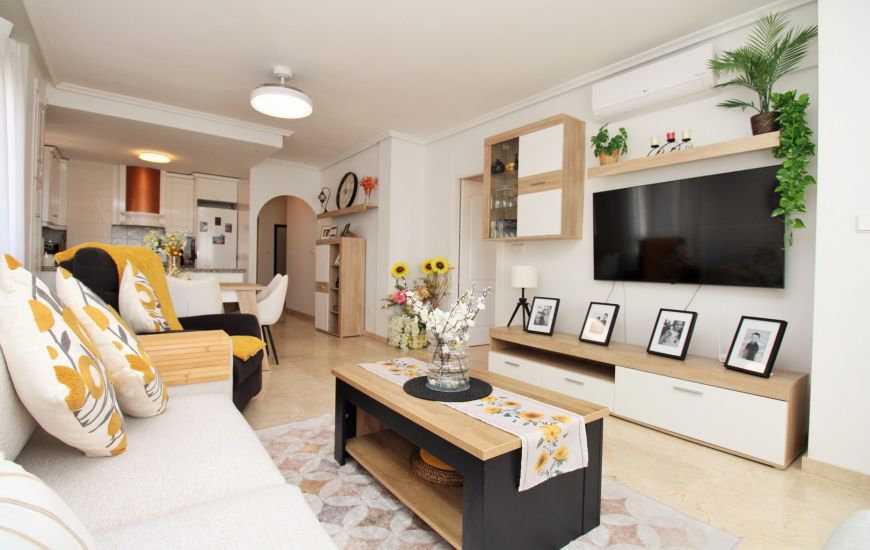 Sale - Apartament - Villamartin