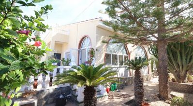 Villa - Sale - Torrevieja - Torrevieja