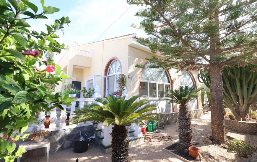 Venta - Villa - Torrevieja