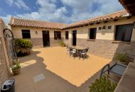 Sale - Finca - Orihuela