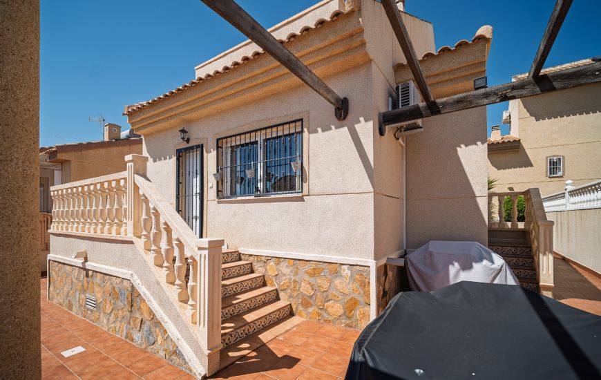 Sale - Villa - Ciudad Quesada