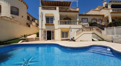 Villa - Sale - Villamartin - Villamartin