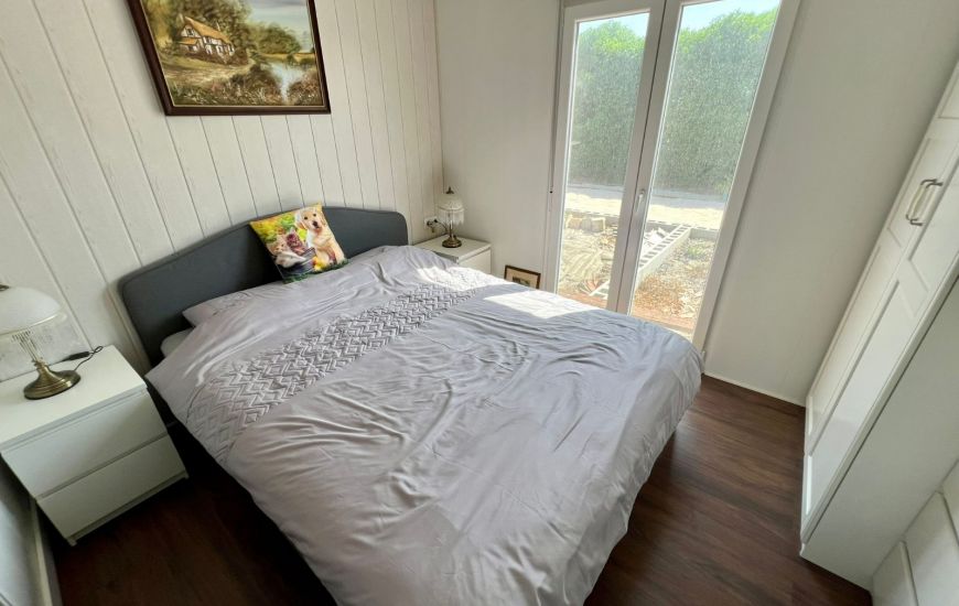 Sale - Villa with annex - Dolores