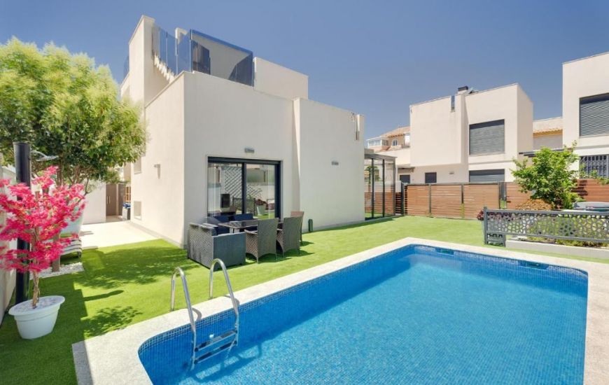 Venta - Villa - Torrevieja