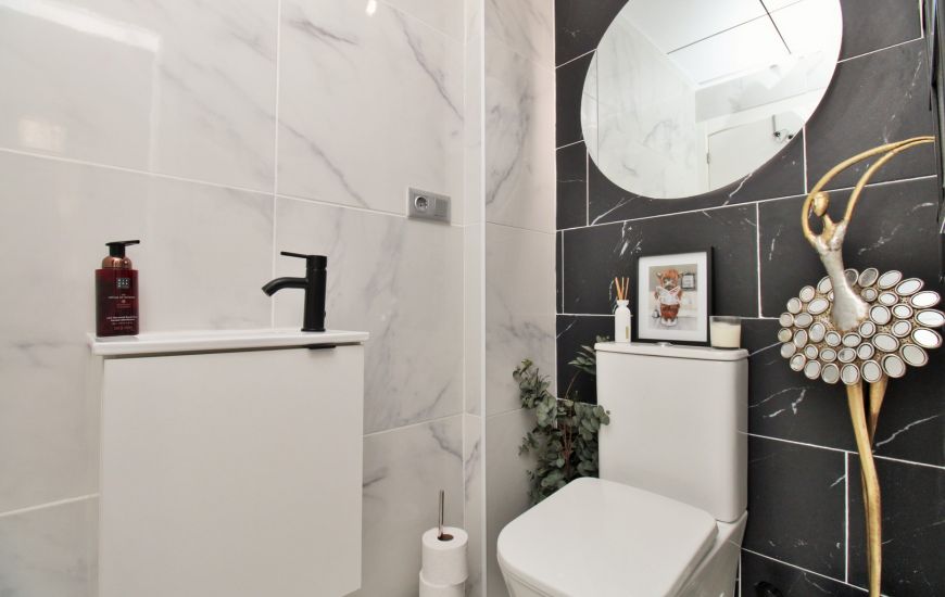 Sale - Villa - Villamartin