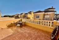 Sale - Villa - El Raso