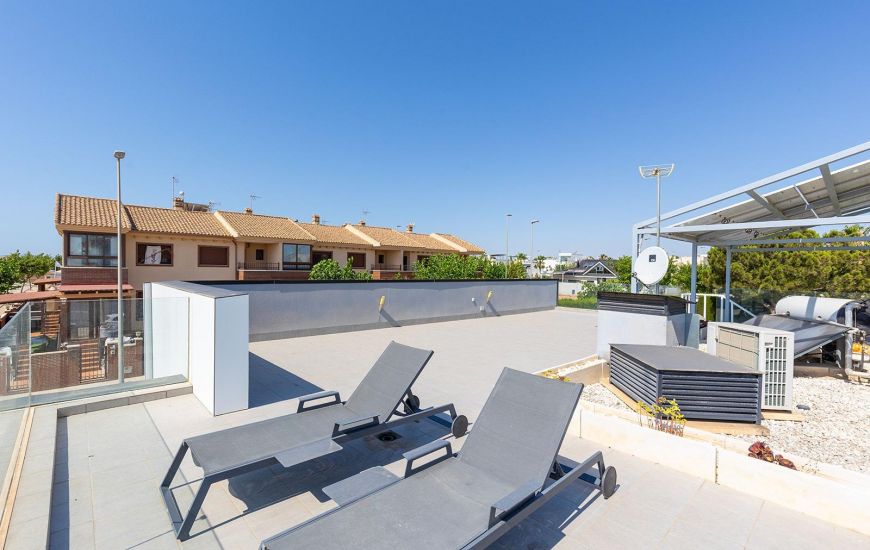 Sale - Villa - Pilar de la Horadada