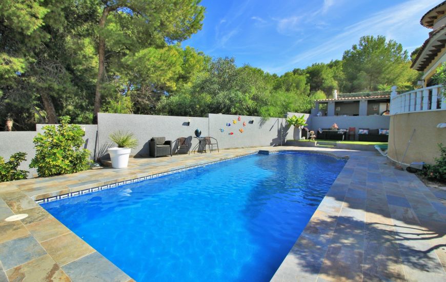 Sale - Villa - Villamartin