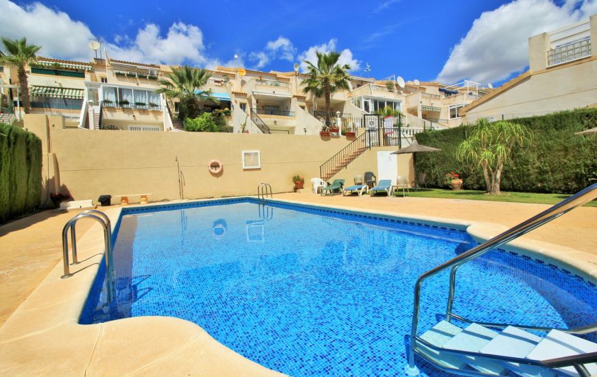 Sale - Rijtjeshuis - Villamartin
