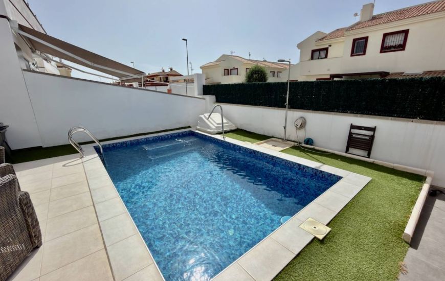 Sale - Villa - Ciudad Quesada