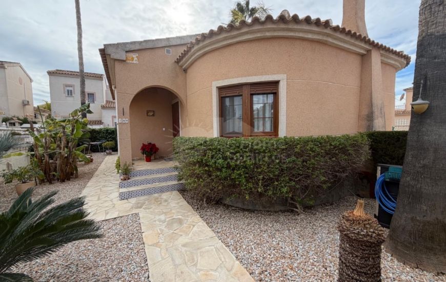 Sale - Villa - Ciudad Quesada