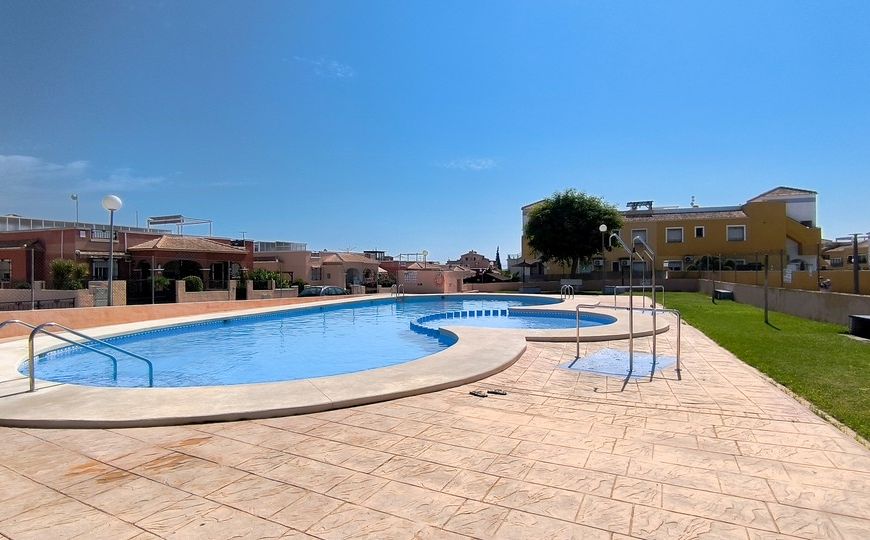 Sale - Bungalow - Los Montesinos
