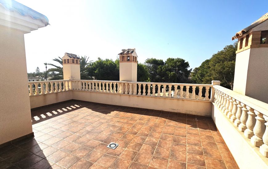 Sale - Villa - Cabo Roig