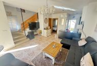 Sale - Villa - Villamartin