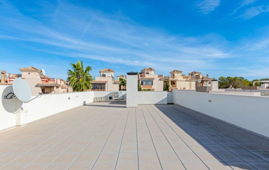 Sale - Villa - Villamartin