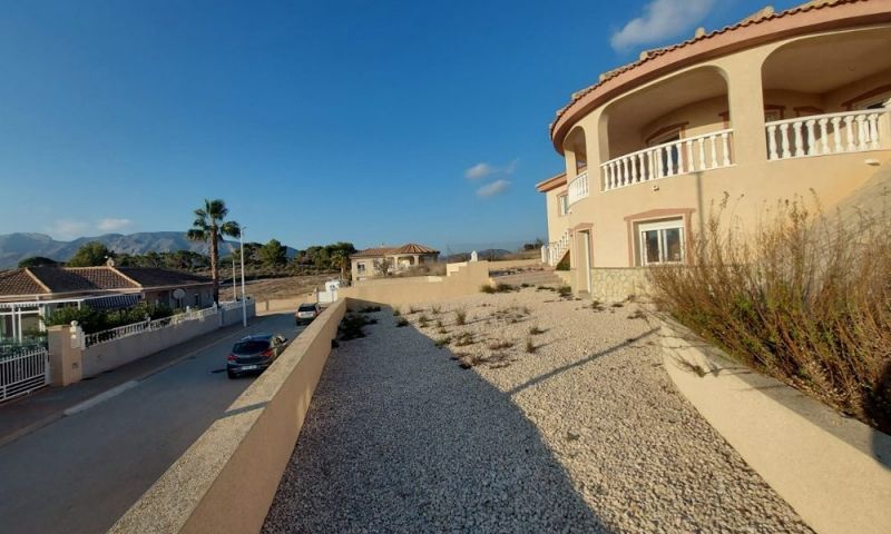 Sale - Villa - Hondón de las Nieves