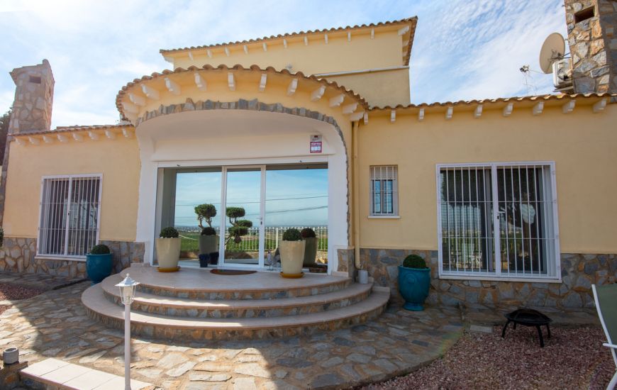 Sale - Villa - Algorfa