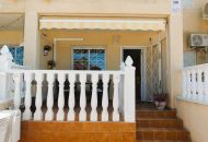 Sale - Link-Detached Villa - Torrevieja