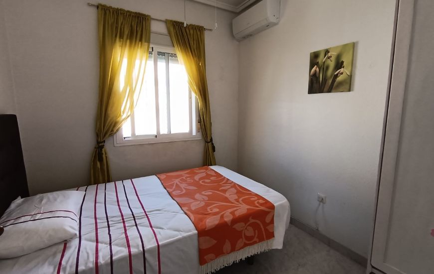 Sale - Half Vrijstaand Huis - Ciudad Quesada
