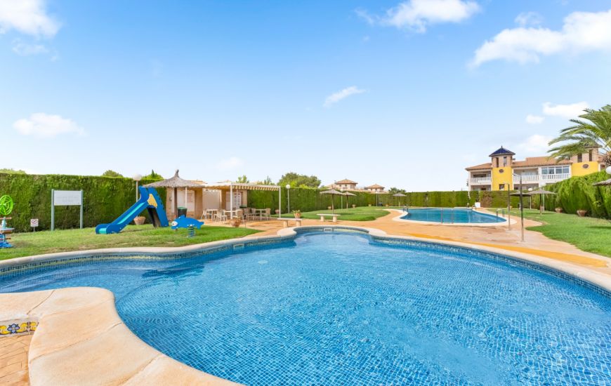 Sale - Bungalow - Orihuela Costa