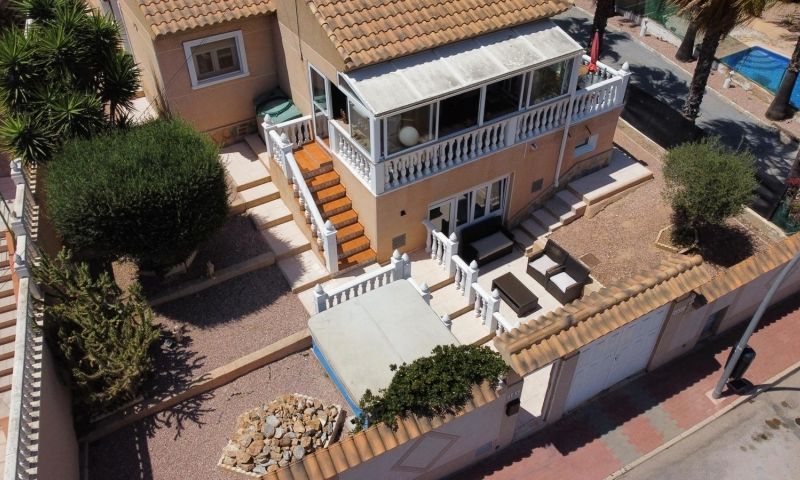 Sale - Villa - Torrevieja