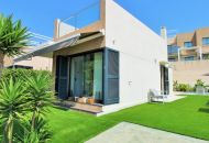 Sale - Villa - La Zenia