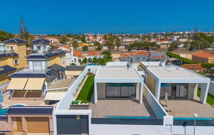 Venta - Villa - Torrevieja